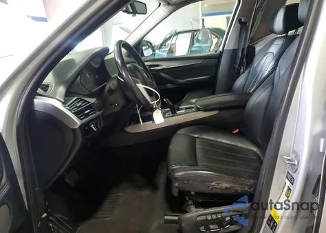 2015 BMW X5 xDrive50I z USA, uszkodzony, nr VIN 5UXKR6C52F0J76371